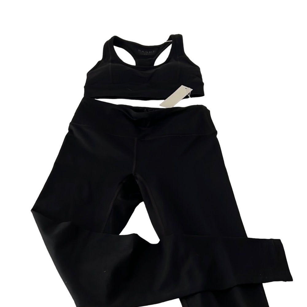 NEW black top size M